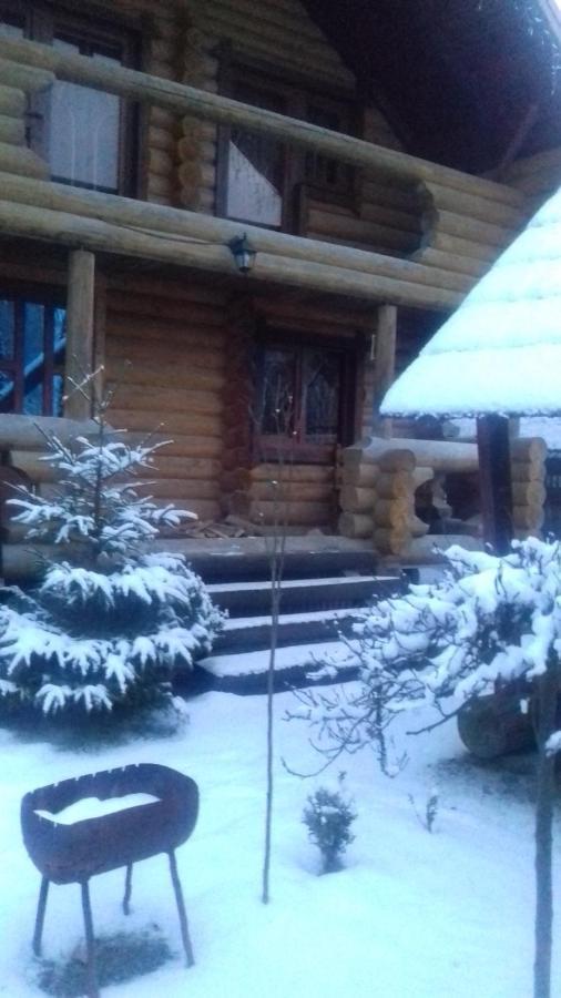 Затишний Будиночок Bukovets Exterior photo