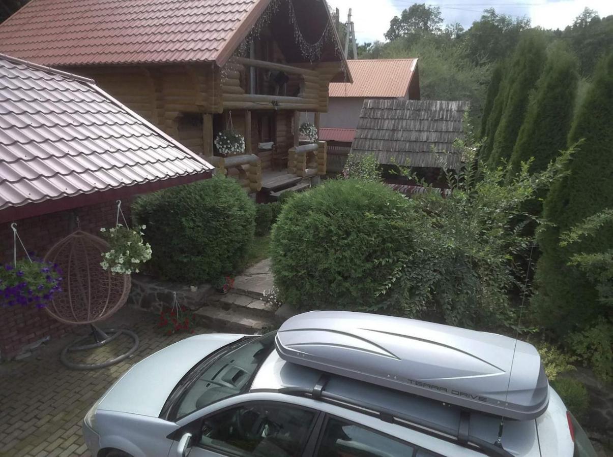 Затишний Будиночок Bukovets Exterior photo
