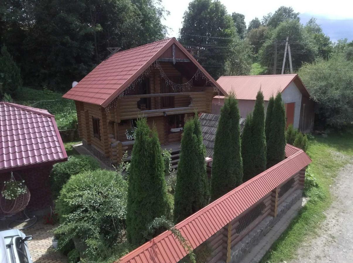 Затишний Будиночок Bukovets Exterior photo